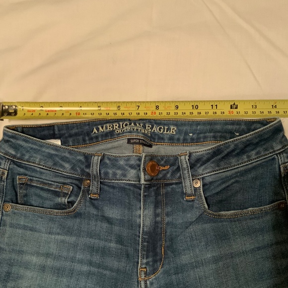 American Eagle Outfitters ‘Skinny Kick’ Slim Cut Barely Boot Blue Jeans (28x29) - Picture 5 of 9